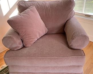 Ethan Allen Club Chair, skirted bottom, like new. $200