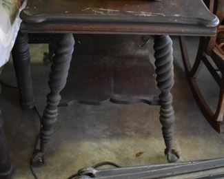 Antique Lamp Table with large Ball and Talon Legs with unusual Twist and Turn Legs