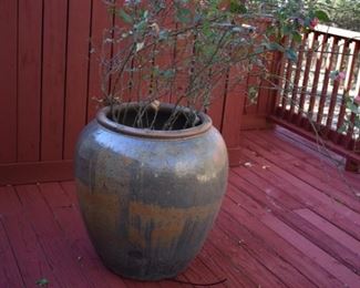 Beautiful Large Jardinière Planter