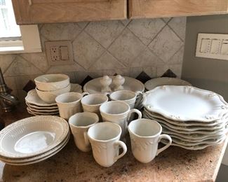 Lenox Butler's Pantry dinnerware