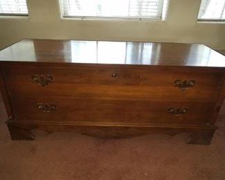 Lane Cedar Chest