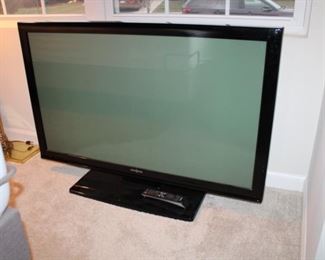 FLATSCREEN TV