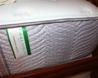 LAURA ASHLEY MATTRESS SET