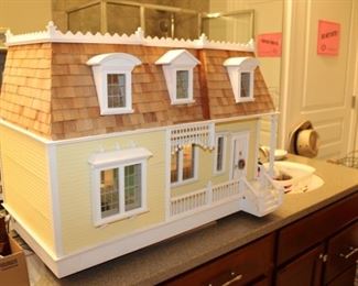 DOLL HOUSE