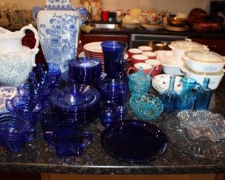 BLUE DISH SET