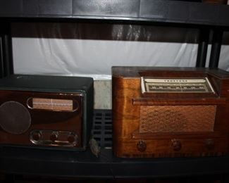 VINTAGE RADIOS