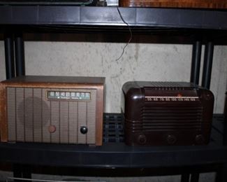 VINTAGE RADIOS