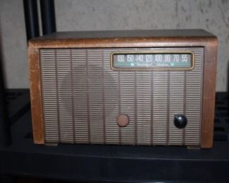 VINTAGE RADIO