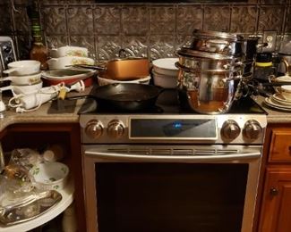 fully stocked kitchen