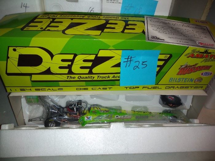 DeeZee Dragster Green     30