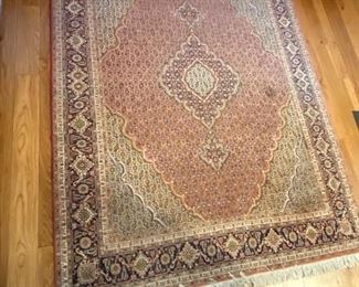 $750.00 Good quality rug, finely woven, many knots to the inch 4’10”x6’3”