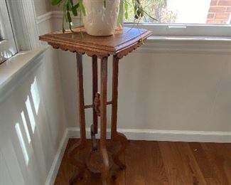 Cute plant stand