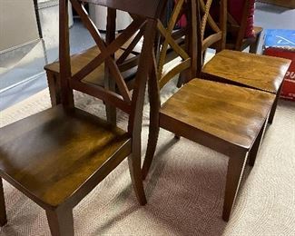 Set of 6 Canada-made dining chairs, solid & sturdy!
