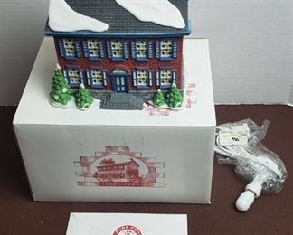 Dept 56 Christmas Village Exclusive 1996 Heinz Company House w/ box