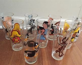 1973 Looney Tunes Glasses