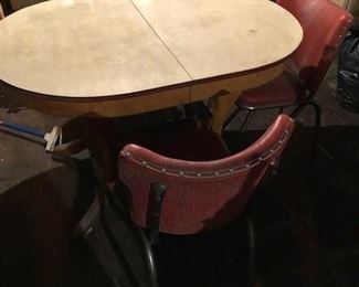 another vintage table and chairs
