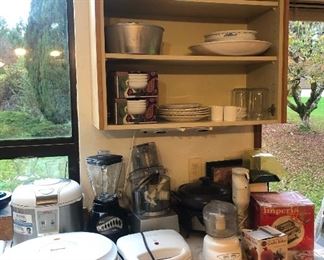 Small Kitchen Appliances and Dishes 