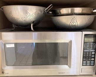 Another microwave; strainers
