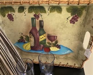 Tray with woven edge