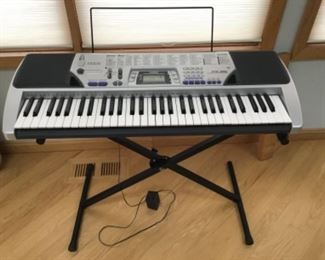 Casio keyboard with stand CTK-496