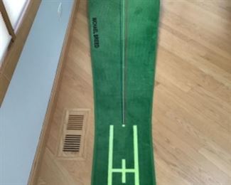 Big Moss Golf by Michael Breed putting green
