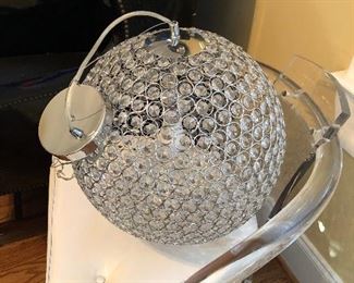 Hanging globe light fixture