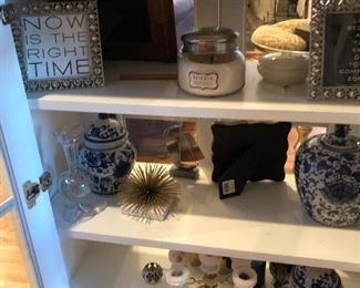 knick knacks decor