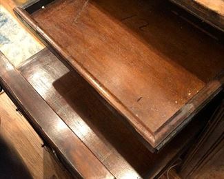 Also has a sliding tray