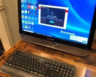 computer by Lenovo