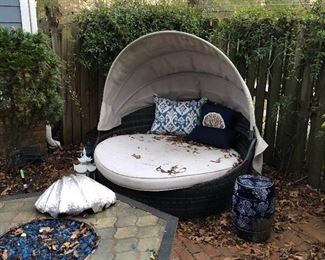 round covered chaise