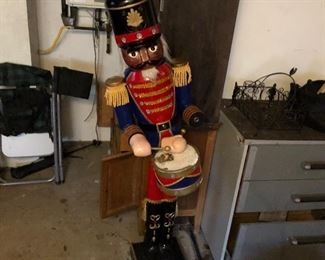 Nutcrackers for lawn