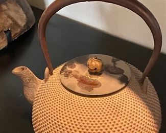Cast Iron Tea pot