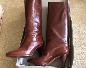 Via Spiga, brown leather boots. Made in Italy. Size 9M
