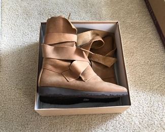 Brand New, Mario Rapagnani, camel colored, suede boots. Made in Italy. Size 39.