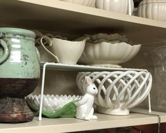 Miscellaneous kitchen items