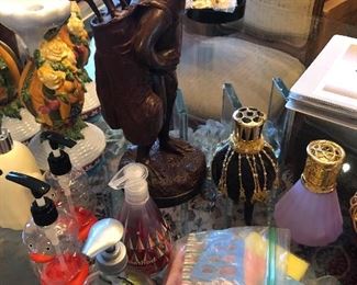 Miscellaneous household decor