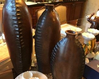 Miscellaneous household decor