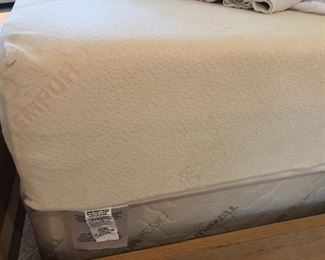 King temperpedic mattress and springs set with cover. Pair king temperpedic pillows 