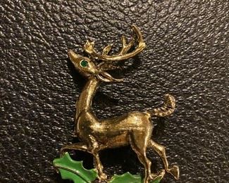 Deer Pin $4.00