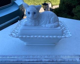 Westmoreland Cat Covered Dish $18.00