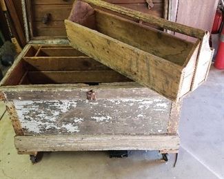 CARPENTER BOX W/METAL TOP