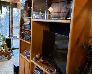 VISIO FLATSCREEN TV-AND ENTERTAINMENT CENTER