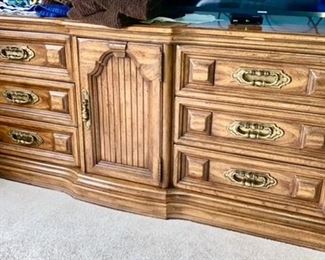 Thomasville dresser