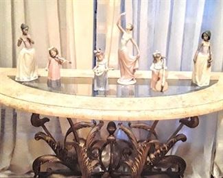 Oval console &  Nao Lladro figuerines