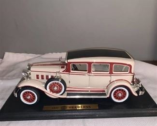 Anson Classics 1:18 Scale 1931 PeerlessLocation Spare