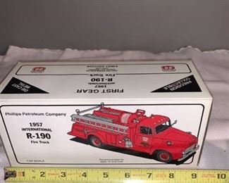 Phillips 66 1:34 Scale Die-Cast 1957 International R-190 Fire Truck Location Spare