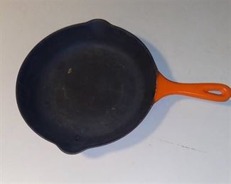 Let Cruset #23 Cast Iron 9 Inch Skillet -Red/Orange Enamel