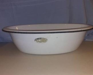 Vintage Oval Enamel Washtub