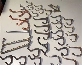 Lot of Coat/Hat Hooks Location Shelf 1D