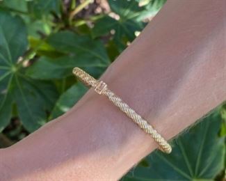 24/ $395 -14kt yellow gold bracelet 0.243 ounces 